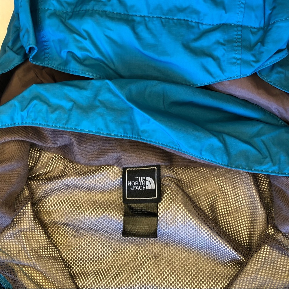 Northface Rain Jacket - image 6